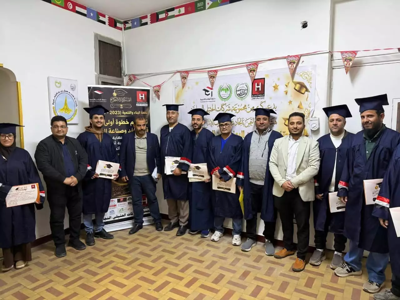 هدية العيد: الشيخ حسين الحثيلي يدعم الطلاب اليمنيين في الجامعات المصرية